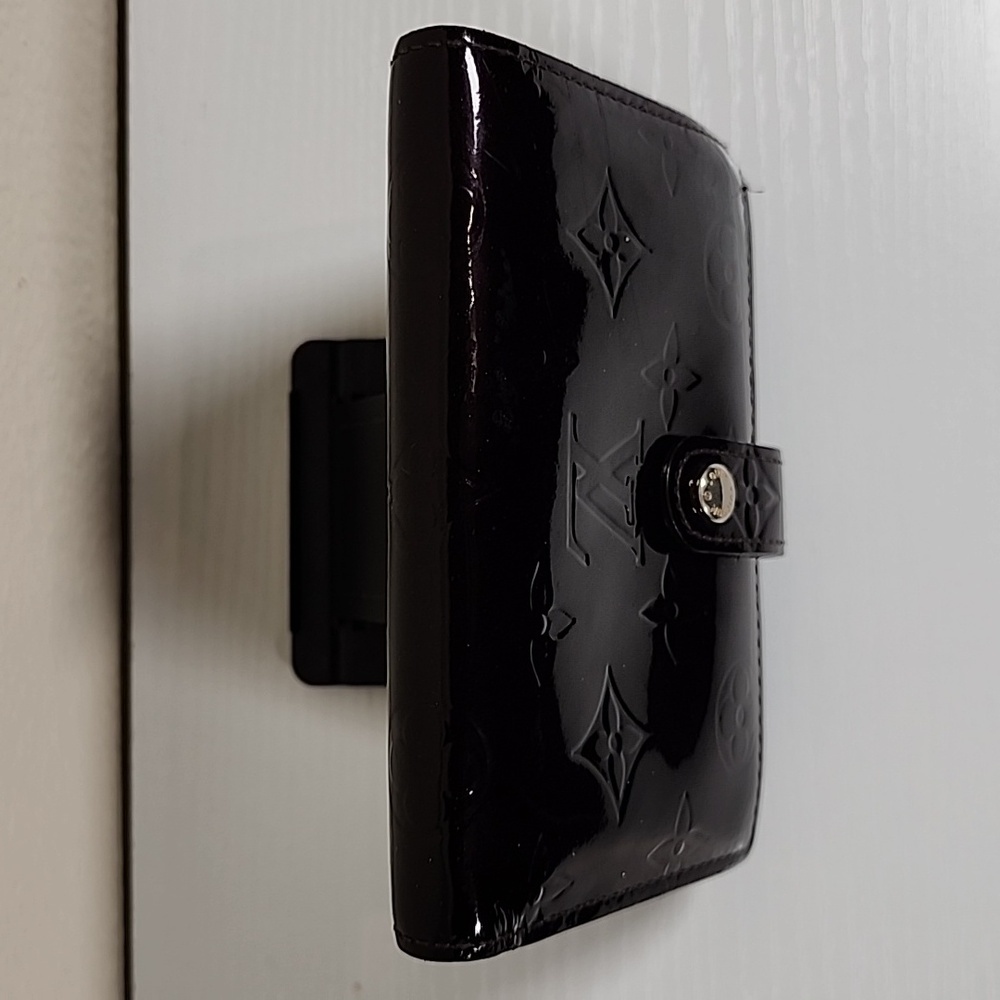 Louis Vuitton Monogram Vernis Wallet In Amarante - Picture 4 of 11
